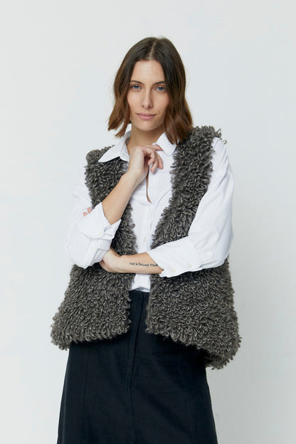 Crop Shag Vest - TEJIDO