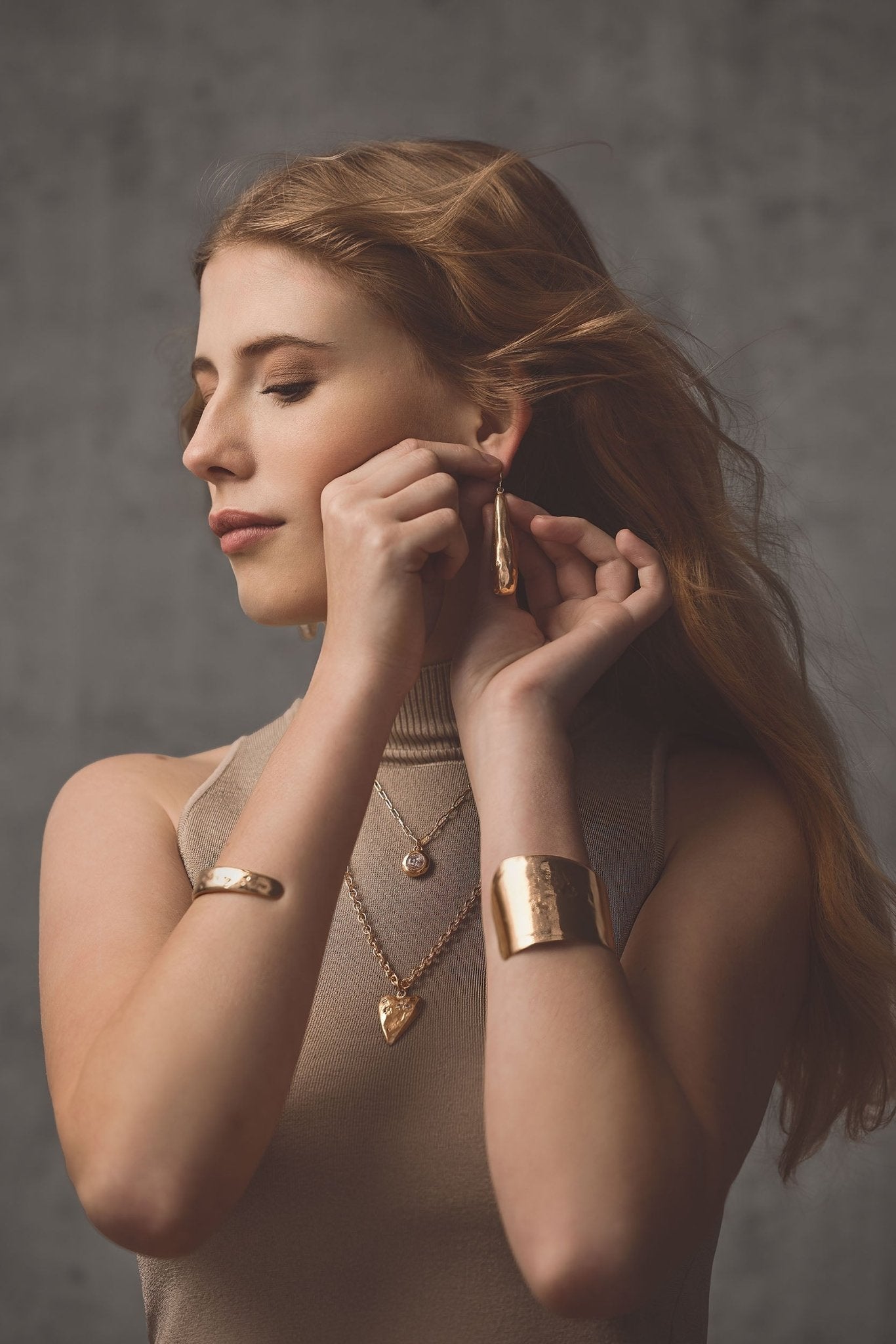 Teardrop Bronze Earrings - TEJIDO